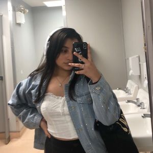 Meet your Posher, Johana